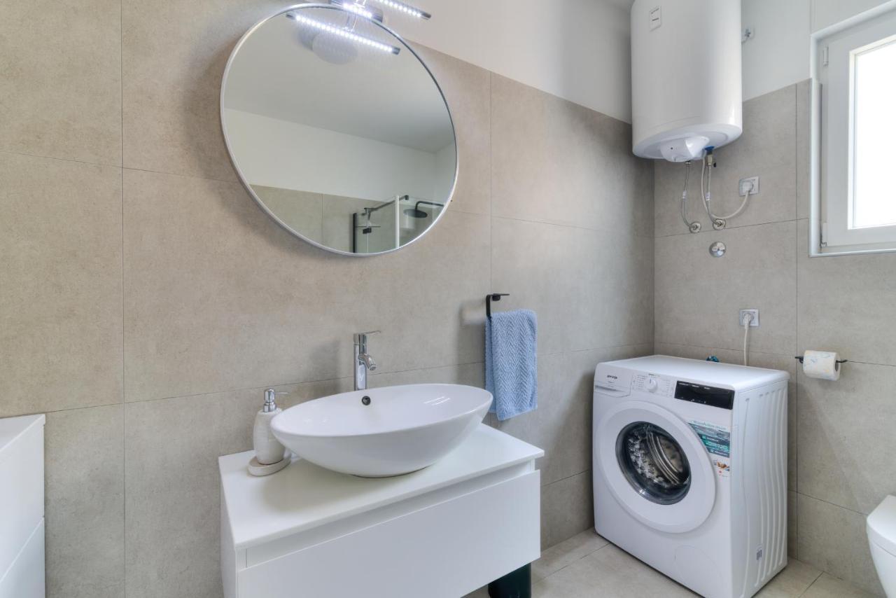 Apartment Luka Senj  Eksteriør bilde